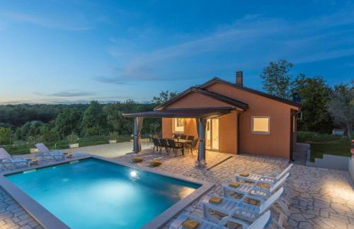 Holiday Home Villa Pendolina mit privatem Pool und Jacuzzi by Interhome - Foto 8