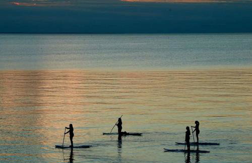 Rustic Lakeside Vacation Rental with Beach Access in Vermilion, Ohio - Foto 8