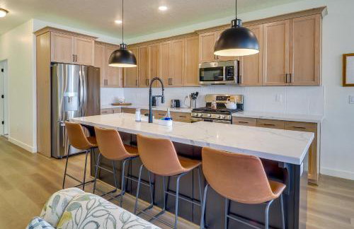 Modern Farmhouse in Herriman with Mountain Views! - Foto 2