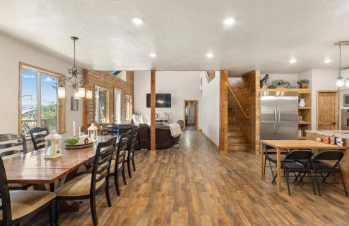 Ultimate Mtn Retreat - Game room-Fire Pits-Views-Bunk Room - Foto 11