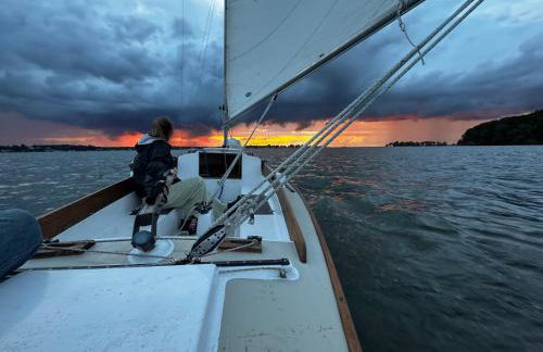 Cute Cottage Overlooking Sodus Bay- Direct Water Access - Foto 17