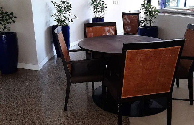 Completo em Hotel Localização Perfeita - Photo 41