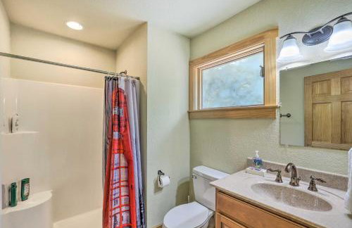 Getaway Chalet in Mars Hill with Hot Tub and Views! - Foto 24