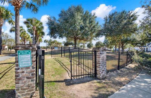 5kings Pool pickle-ball 100"TV PS5 fishing pond - Foto 16