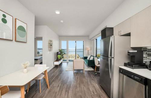 Waterfront Views Prime Downtown Apartment - Foto 8