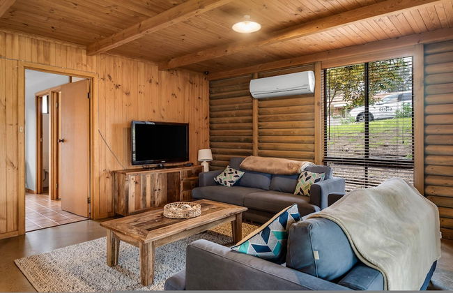 Southern Comfort - Pet Friendly - Beach - Photo 1