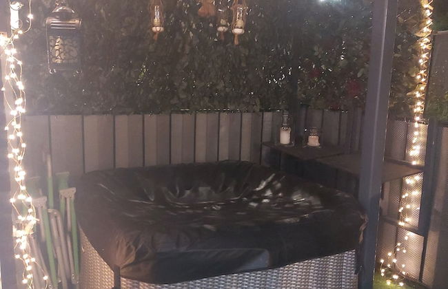 Charming 2-bed Apartment in Eastleigh - Foto 2