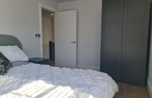 Number 10 - Stunning brand new house - sleeps 6 - free parking - Foto 23