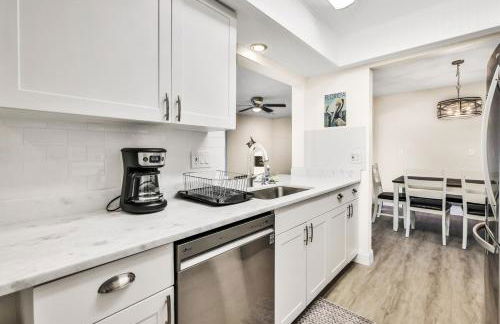 Relaxing canal front 2 BR pool home in North Port - Pineapple Way - Foto 10