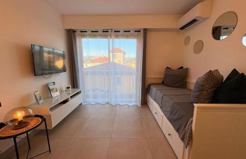 Charmant apt calme - proche plage et aéroport - climatisé - parking privé gratuit - Foto 26