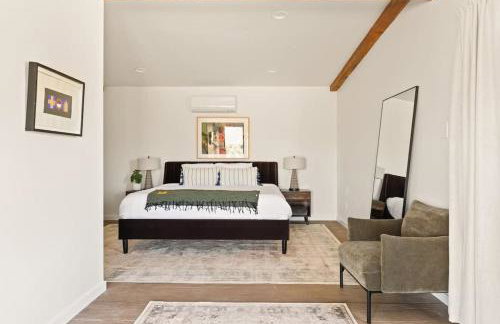 The Raven By The Cohost Company - Foto 69