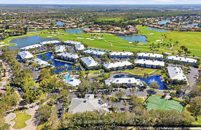 GreenLinks Golf View Villa Mustang at Lely Resort - Foto 1