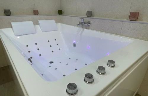 Le cocon - Studio avec balnéo et terrasse - Foto 9