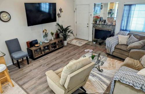 5 Minutes to South Bay Beaches! Private 2 bedroom 2 bath 2 level home with patio Excellent value! - Foto 33