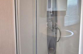 Betty by the Bay, Church Farm Caravan Stay - Foto 6