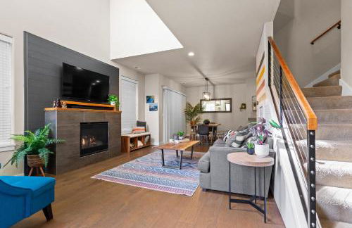 THE PENDLETON - Walkable - Arcade Loft - Modern- Light & Bright - Photo 16