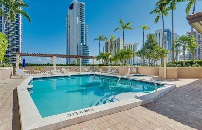 Beautiful Asian Retreat 2bd/2bth Apt. min to Beach - Foto 24