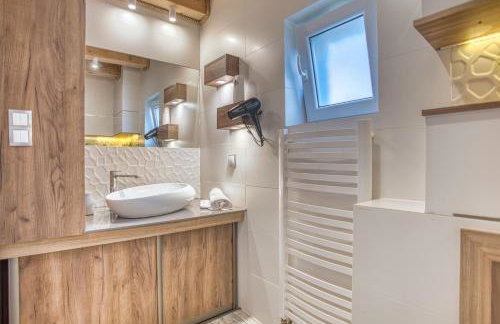 Łykolańczyk-Chatki z JACUZZI - Photo 8