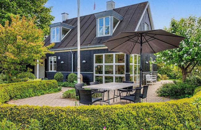 "Gullan" - 75m from the sea - Foto 1