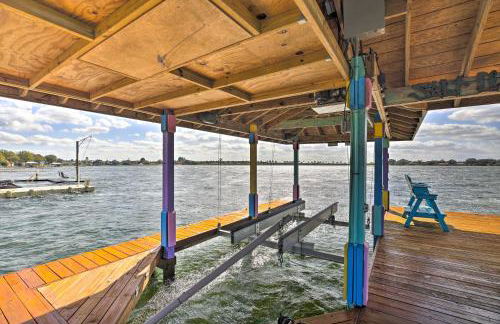 Waterfront Lake Placid Home with Dock and Fire Pit - Foto 29