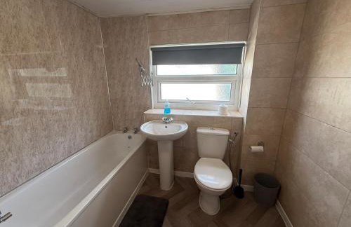 Coxon - 5 Bdrm 6 beds Perfect 4 contractor - Foto 16