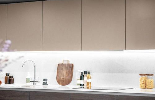 Lusso by Luisa - 2 Bed Modern Luxury Apartment in Central Birmingham (5*) - Photo 11