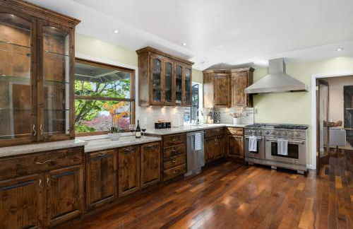 Luxury Wine Country Cigar Lounge King Suite BBQ - Foto 11