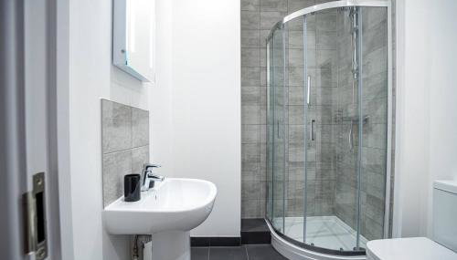 Bayard Apartments - Two Bedroom Apartment - Contractors Welcome - Foto 5