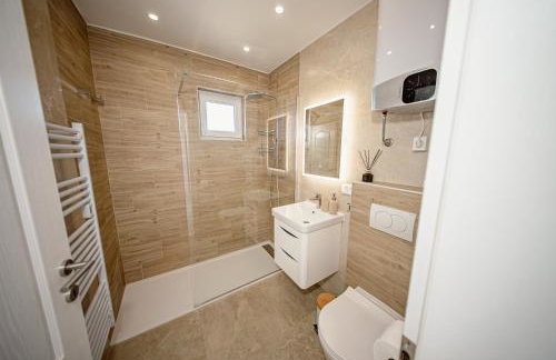 Holiday house Greenside - with a pool - Foto 53