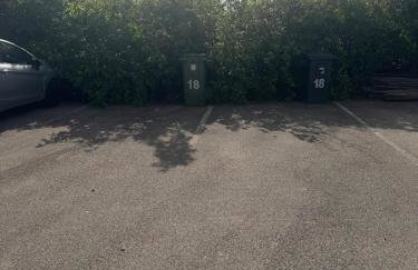 Spacious 3-Bed House - Contractors & Families - Free Parking - Fast Wifi - Foto 22