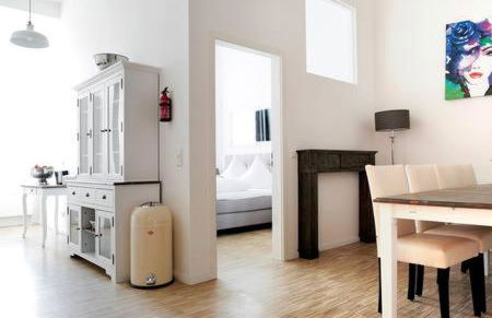 SC 02 by ROCKCHAIR Apartments l SUPERHOST Status l 4 Bedrooms Boxspringbeds 2 Bathrooms Balcony Elevator - Cozy Family & Business Flair welcomes you! - Foto 1