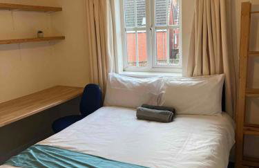 Peaceful 3 BR Flat with A View Near Hospitals-Free Parking - Foto 2