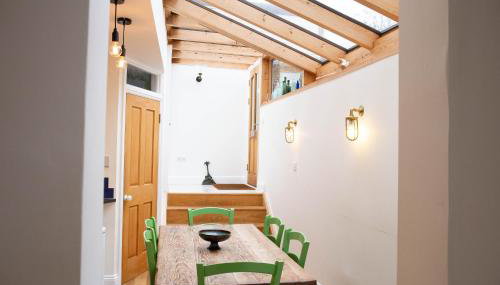 3 bedroom stunning house with garden and amazing sea views - Foto 4