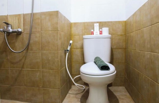 Well Designed 2BR Green Pramuka Apartment - Foto 17