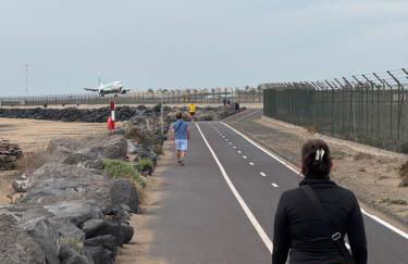 Apartamentos Aeropuerto - Foto 14