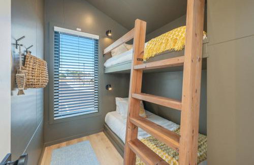 Luxury Waterfront A-Frame Cabin - Foto 12