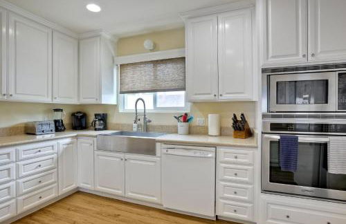 Oceanfront 4BR, Private Beach & Patio, Remodeled Kitchen - Foto 17