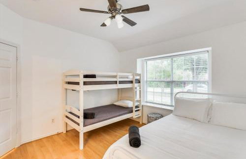 Impressive 5BR 3,5BA Holiday Home with Pool, Game Room & Cinema Room - Foto 28