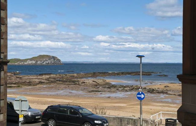 By The Sea - Foto 15