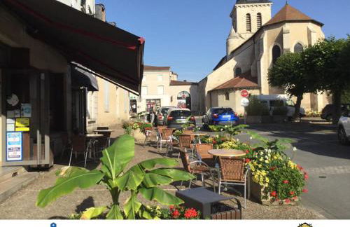 Little America - Appart Hôtel 3km Futuroscope - Foto 30