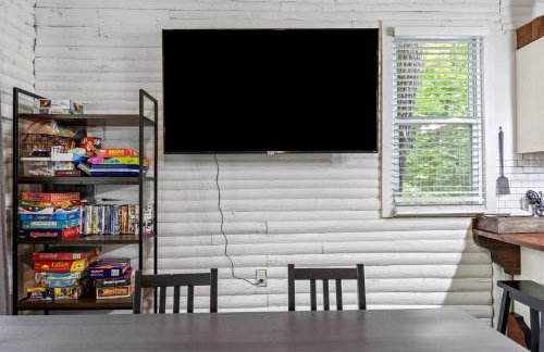 Private RRG Cabin with Game Room & Views - Foto 5