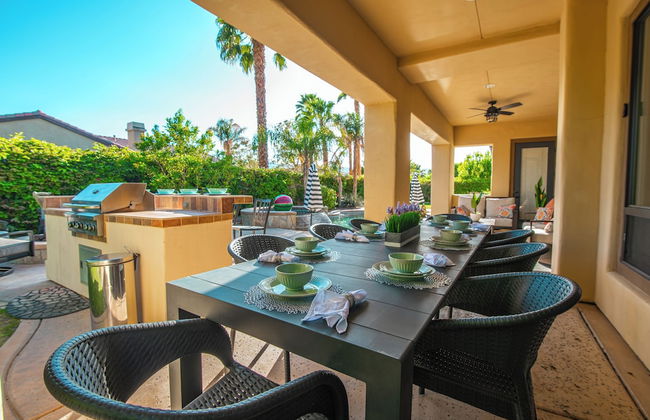 5BR Resort Style Entertainer with Pool, Spa, BBQ - Foto 24