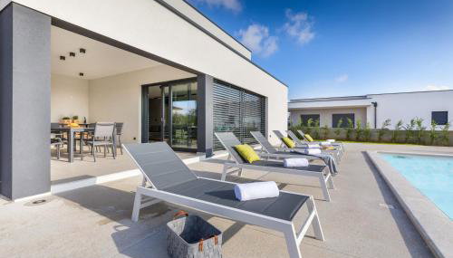 Amazing private villa with outdoor swimming pool in Vodnjan - Foto 4, sunbed