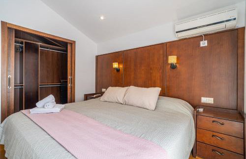 Casa familiar junto al lago con zona de juegos, cine y BBQ - Foto 13