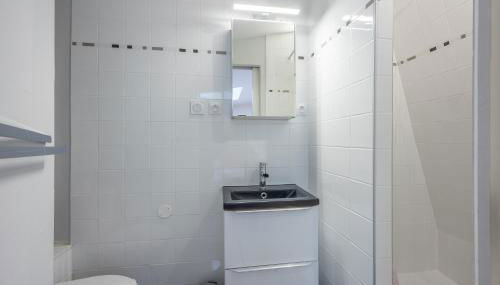 Un Balcon sur le Port - Place de parking - Photo 5, Shower