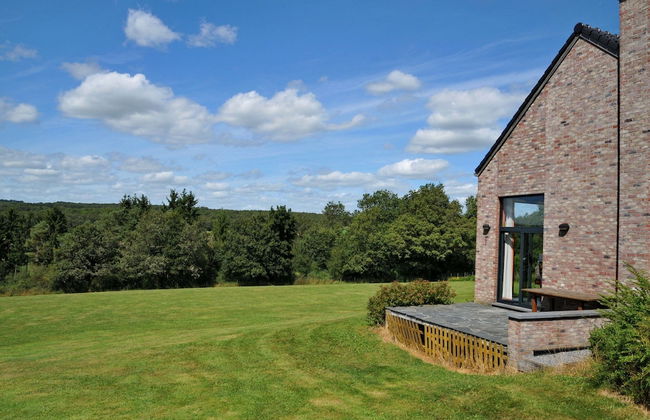 Modern Holiday Home in Somme-leuze With Garden - Foto 38