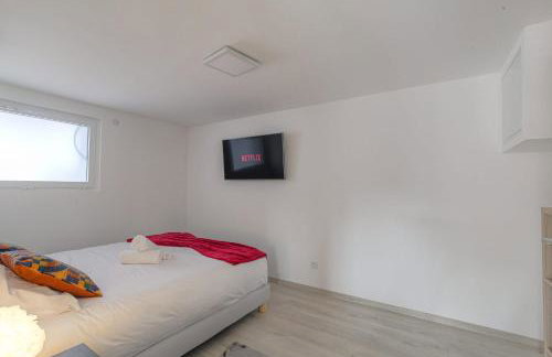 Spacieux et Calme avec parking gratuit - Foto 18
