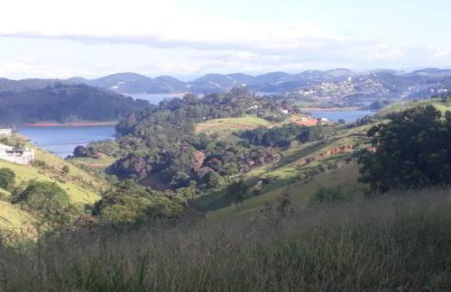 MARAVILHOSO SÍTIO NA BEIRA DA REPRESA - Foto 3