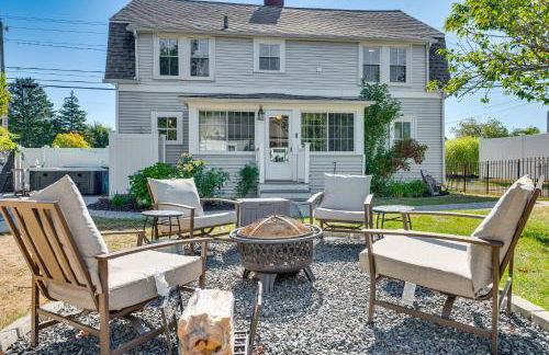 Hot Tub and Fireplace Coastal Getaway in Maine - Foto 4