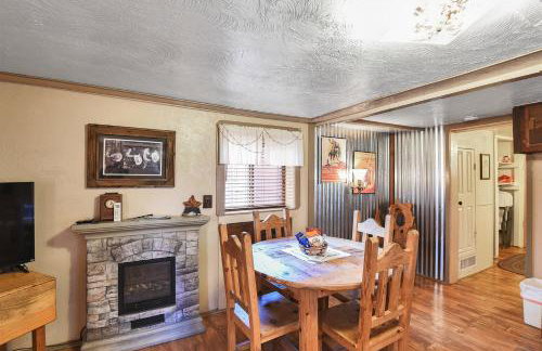 The Bunk House Historic Cabin Firepit Pet-Friendly Near Grand Canyon - Photo 6